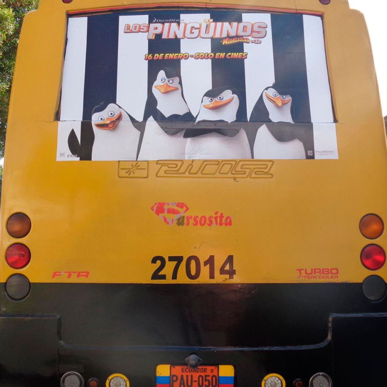 Publicidad en buses escolares
